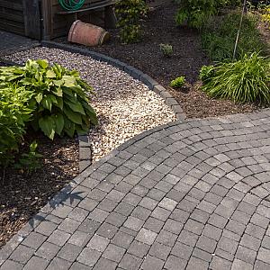 Alp.X2.201 - 15x22,5x8 cm - zwart gemêleerd getrommeld