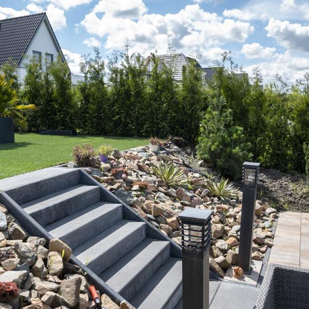 LUXE TRAPTREDE 100X35X15CM antraciet  glad