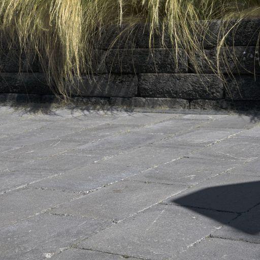 Alp.X2.201 - 20x30x6 cm - zwart gemêleerd getrommeld