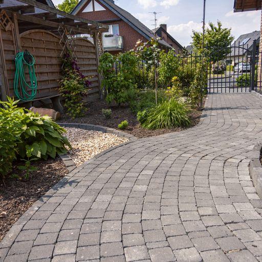 Alp.X2.201 - 15x22,5x8 cm - zwart gemêleerd getrommeld