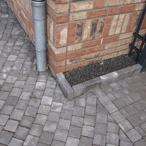 Alp.X2.201 - 15x22,5x8 cm - zwart gemêleerd getrommeld