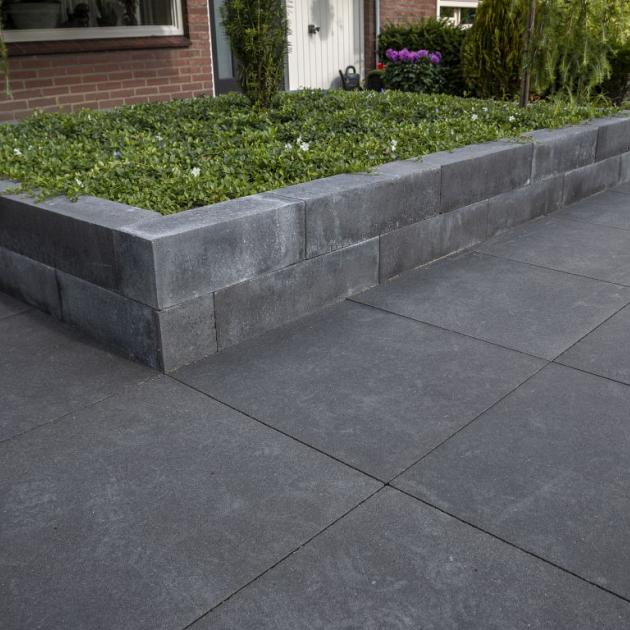 Muurblok strak antraciet  15x15x60 cm (R)