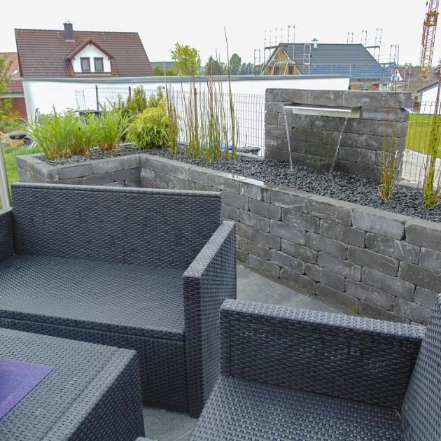 Muurblok getrommeld - Alp.X.824  30x20x10 zwart