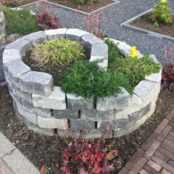 Muurblok - Alp.X.889 - kruidenspiraal -  licht grijs gemêleerd