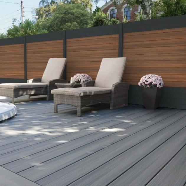 WPC Rabatplank vlak - Mahonie  - 2x15x178 cm ( werkbreedte 14 cm )