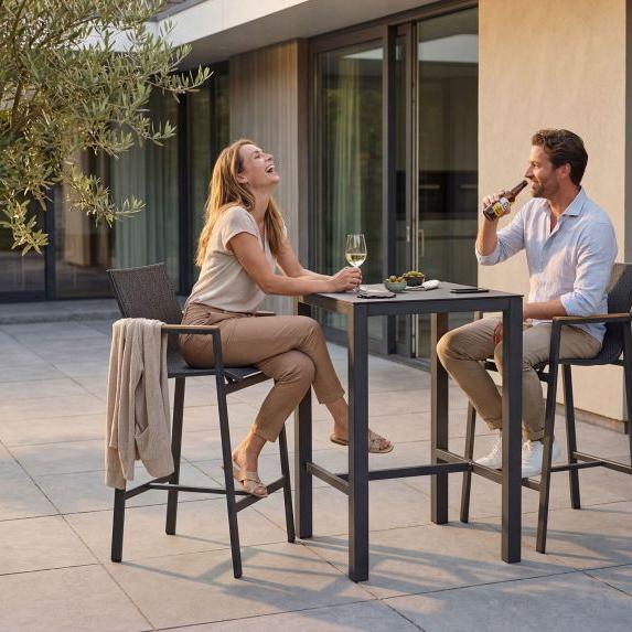 Paros - Barkruk outdoor met armleuning Antraciet